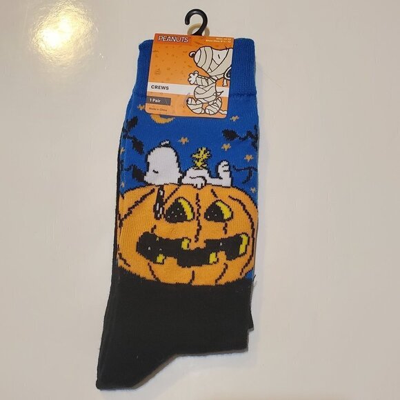 New Peanuts Snoopy Great Pumpkin Socks Halloween Size 10-13 - Picture 1 of 4